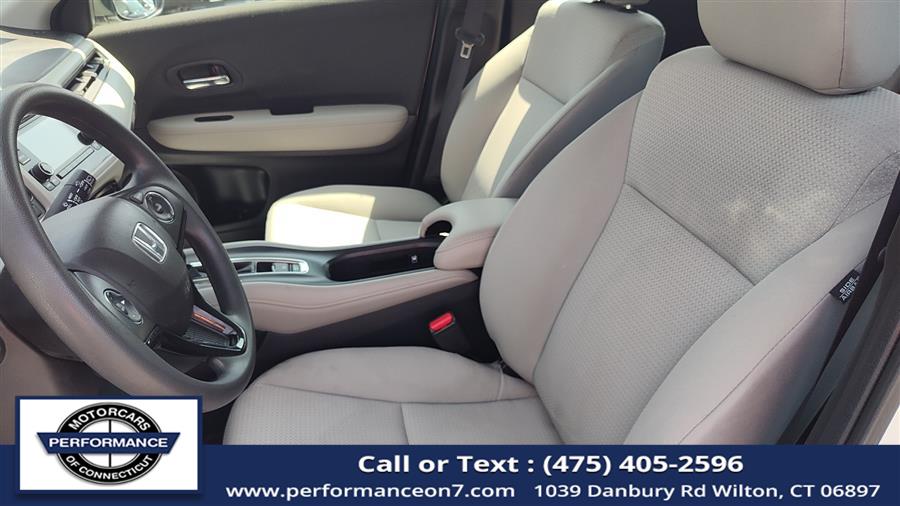 2022 Honda HR-V LX AWD CVT, available for sale in Wilton, Connecticut | Performance Motor Cars Of Connecticut LLC. Wilton, Connecticut 2022 Honda HR-V LX AWD CVT, available for sale in Wilton, Connecticut | Performance Motor Cars Of Connecticut LLC. Wilton, Connecticut