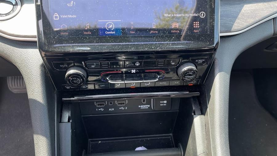 2023 Jeep Grand Cherokee 4xe, available for sale in Valley Stream, New York | Certified Performance Motors. Valley Stream, New York 2023 Jeep Grand Cherokee 4xe, available for sale in Valley Stream, New York | Certified Performance Motors. Valley Stream, New York