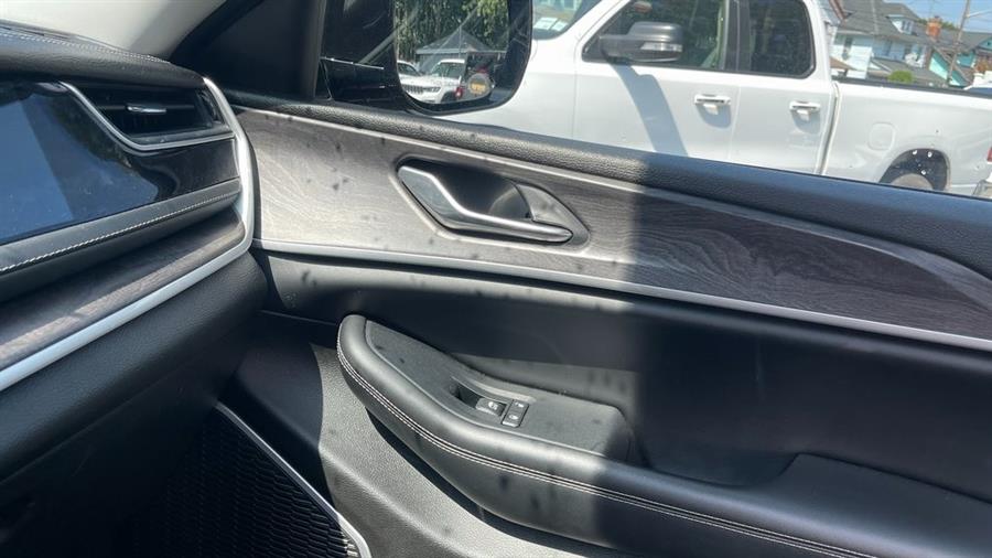 2023 Jeep Grand Cherokee 4xe, available for sale in Valley Stream, New York | Certified Performance Motors. Valley Stream, New York 2023 Jeep Grand Cherokee 4xe, available for sale in Valley Stream, New York | Certified Performance Motors. Valley Stream, New York