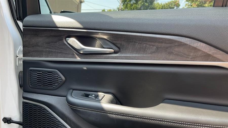 2023 Jeep Grand Cherokee 4xe, available for sale in Valley Stream, New York | Certified Performance Motors. Valley Stream, New York 2023 Jeep Grand Cherokee 4xe, available for sale in Valley Stream, New York | Certified Performance Motors. Valley Stream, New York
