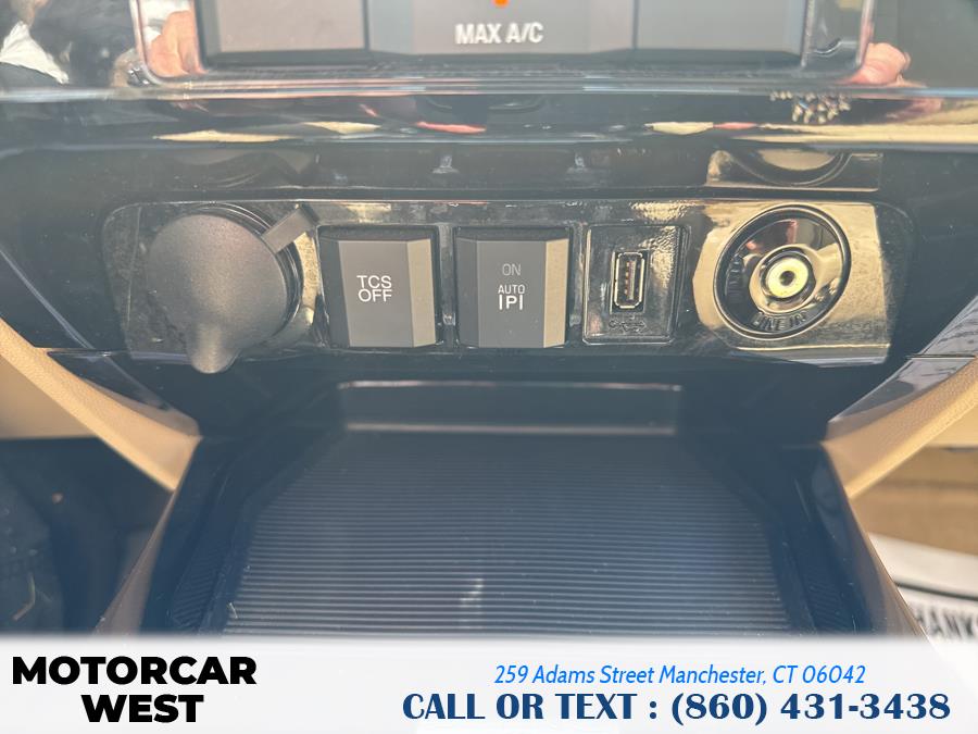 2011 Ford Escape 4WD 4dr Limited, available for sale in Manchester, Connecticut | Motorcar West. Manchester, Connecticut 2011 Ford Escape 4WD 4dr Limited, available for sale in Manchester, Connecticut | Motorcar West. Manchester, Connecticut
