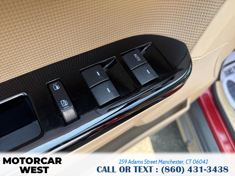 2011 Ford Escape 4WD 4dr Limited, available for sale in Manchester, Connecticut | Motorcar West. Manchester, Connecticut 2011 Ford Escape 4WD 4dr Limited, available for sale in Manchester, Connecticut | Motorcar West. Manchester, Connecticut