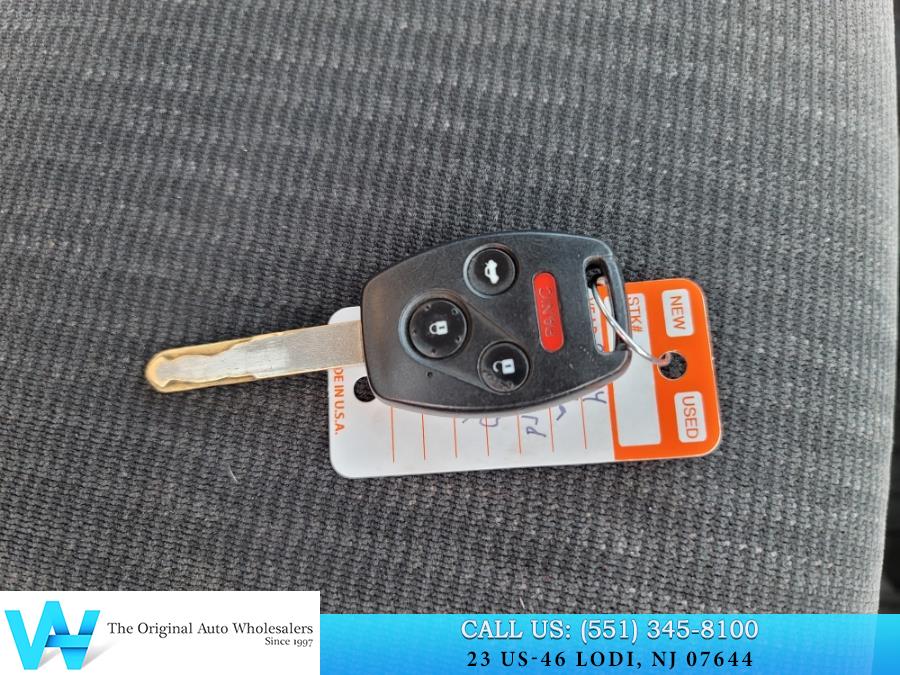 2004 Honda Accord Sedan LX Auto, available for sale in Lodi, New Jersey | AW Auto & Truck Wholesalers, Inc. Lodi, New Jersey 2004 Honda Accord Sedan LX Auto, available for sale in Lodi, New Jersey | AW Auto & Truck Wholesalers, Inc. Lodi, New Jersey