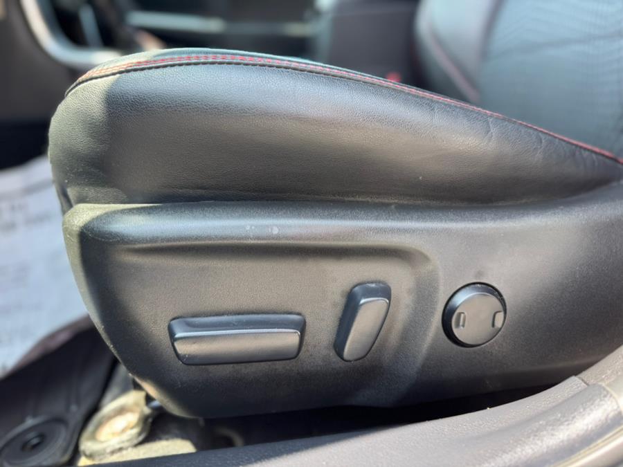 2015 Toyota Camry 4dr Sdn I4 Auto SE (Natl), available for sale in Irvington, New Jersey | RT 603 Auto Mall. Irvington, New Jersey 2015 Toyota Camry 4dr Sdn I4 Auto SE (Natl), available for sale in Irvington, New Jersey | RT 603 Auto Mall. Irvington, New Jersey