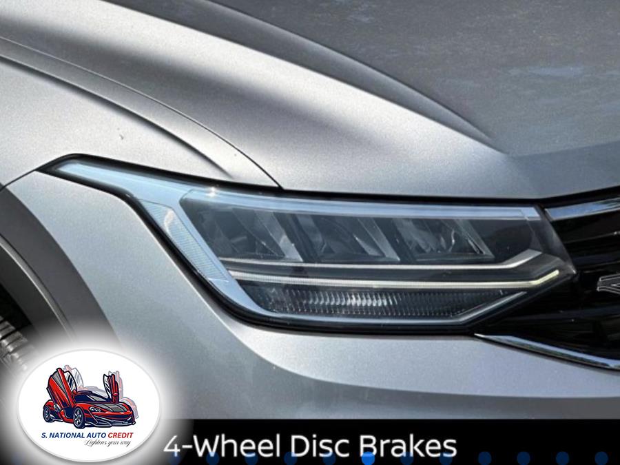 2022 Volkswagen Tiguan 2.0T SE R-Line Black 4MOTION, available for sale in Meriden, Connecticut | Sandra Auto Broker LLC. Meriden, Connecticut 2022 Volkswagen Tiguan 2.0T SE R-Line Black 4MOTION, available for sale in Meriden, Connecticut | Sandra Auto Broker LLC. Meriden, Connecticut