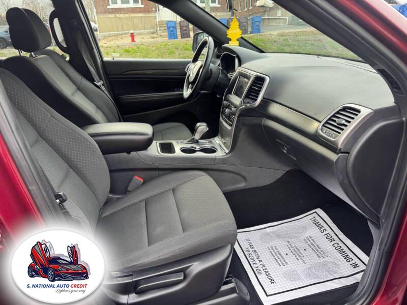 2019 Jeep Grand Cherokee Altitude 4x4, available for sale in Meriden, Connecticut | Sandra Auto Broker LLC. Meriden, Connecticut 2019 Jeep Grand Cherokee Altitude 4x4, available for sale in Meriden, Connecticut | Sandra Auto Broker LLC. Meriden, Connecticut