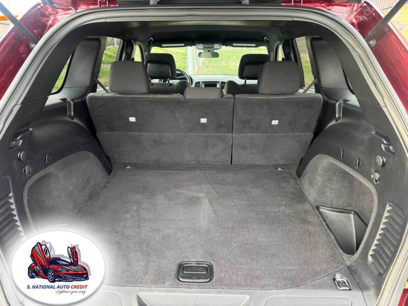 2019 Jeep Grand Cherokee Altitude 4x4, available for sale in Meriden, Connecticut | Sandra Auto Broker LLC. Meriden, Connecticut 2019 Jeep Grand Cherokee Altitude 4x4, available for sale in Meriden, Connecticut | Sandra Auto Broker LLC. Meriden, Connecticut