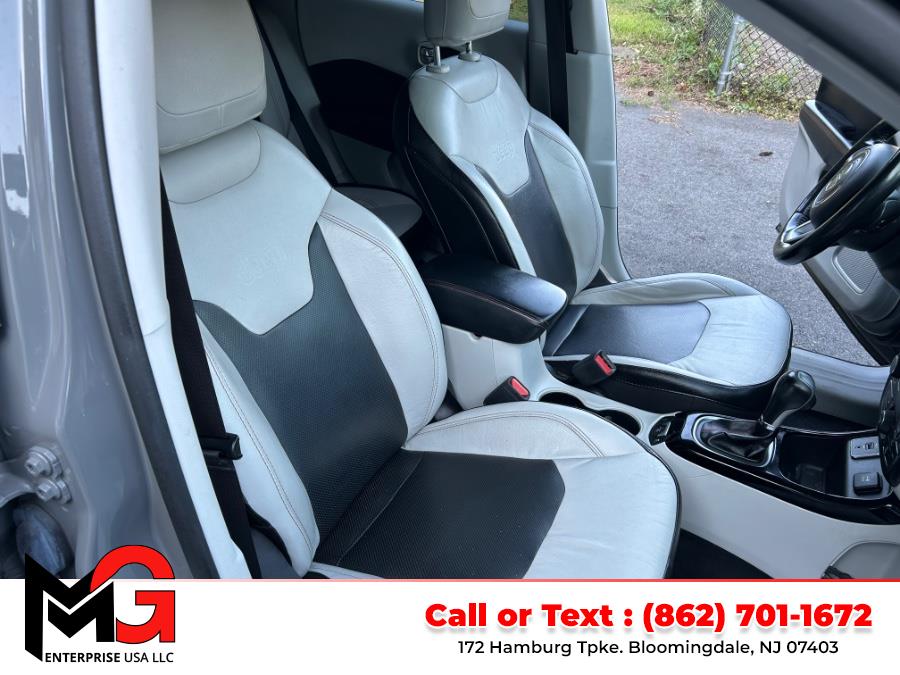 2020 Jeep Compass Limited FWD, available for sale in Bloomingdale, New Jersey | MG Enterprise USA. Bloomingdale, New Jersey 2020 Jeep Compass Limited FWD, available for sale in Bloomingdale, New Jersey | MG Enterprise USA. Bloomingdale, New Jersey