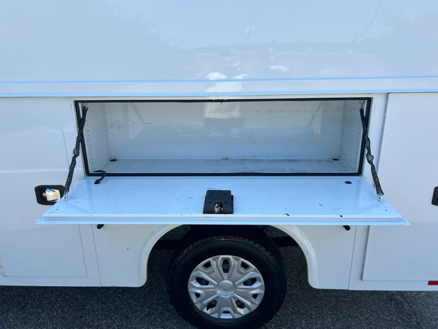 2020 Ford Transit Cutaway Knapheide Utility body T-350 138" WB 9500 GVWR, available for sale in Paterson, New Jersey | Speedway Commercial Motors LLC. Paterson, New Jersey 2020 Ford Transit Cutaway Knapheide Utility body T-350 138" WB 9500 GVWR, available for sale in Paterson, New Jersey | Speedway Commercial Motors LLC. Paterson, New Jersey