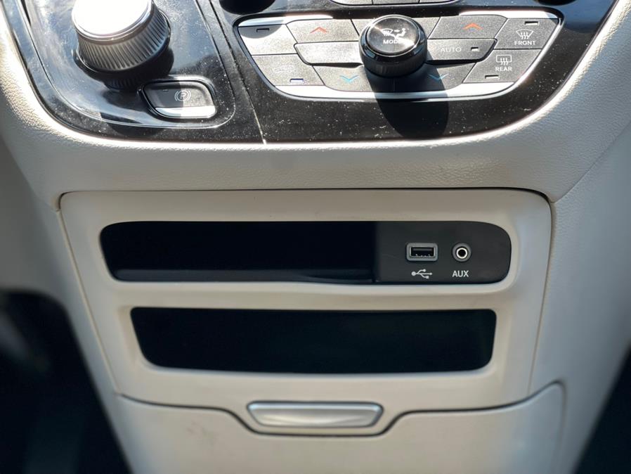 2017 Chrysler Pacifica Touring-L FWD, available for sale in Paterson, New Jersey | Speedway Motors LLC. Paterson, New Jersey 2017 Chrysler Pacifica Touring-L FWD, available for sale in Paterson, New Jersey | Speedway Motors LLC. Paterson, New Jersey