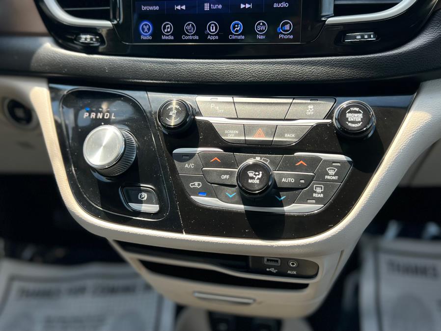 2017 Chrysler Pacifica Touring-L FWD, available for sale in Paterson, New Jersey | Speedway Motors LLC. Paterson, New Jersey 2017 Chrysler Pacifica Touring-L FWD, available for sale in Paterson, New Jersey | Speedway Motors LLC. Paterson, New Jersey