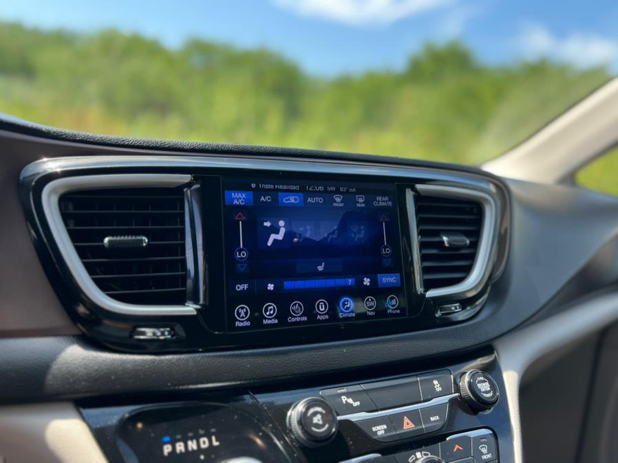 2017 Chrysler Pacifica Touring-L FWD, available for sale in Paterson, New Jersey | Speedway Motors LLC. Paterson, New Jersey 2017 Chrysler Pacifica Touring-L FWD, available for sale in Paterson, New Jersey | Speedway Motors LLC. Paterson, New Jersey