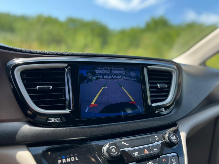 2017 Chrysler Pacifica Touring-L FWD, available for sale in Paterson, New Jersey | Speedway Motors LLC. Paterson, New Jersey 2017 Chrysler Pacifica Touring-L FWD, available for sale in Paterson, New Jersey | Speedway Motors LLC. Paterson, New Jersey