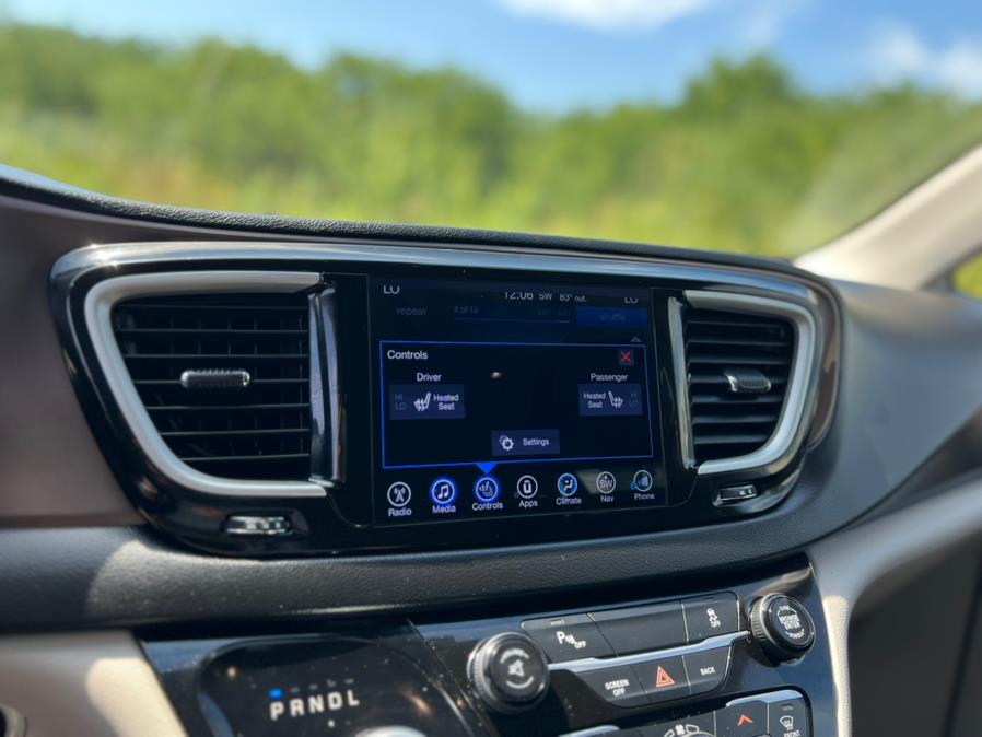 2017 Chrysler Pacifica Touring-L FWD, available for sale in Paterson, New Jersey | Speedway Motors LLC. Paterson, New Jersey 2017 Chrysler Pacifica Touring-L FWD, available for sale in Paterson, New Jersey | Speedway Motors LLC. Paterson, New Jersey
