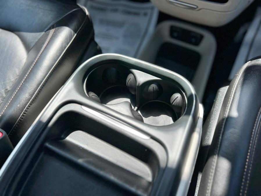 2017 Chrysler Pacifica Touring-L FWD, available for sale in Paterson, New Jersey | Speedway Motors LLC. Paterson, New Jersey 2017 Chrysler Pacifica Touring-L FWD, available for sale in Paterson, New Jersey | Speedway Motors LLC. Paterson, New Jersey