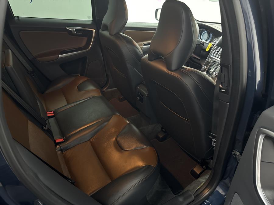 2015 Volvo XC60 2015.5 AWD 4dr T5 Premier, available for sale in Plainville, Connecticut | New England Auto Sales LLC. Plainville, Connecticut 2015 Volvo XC60 2015.5 AWD 4dr T5 Premier, available for sale in Plainville, Connecticut | New England Auto Sales LLC. Plainville, Connecticut