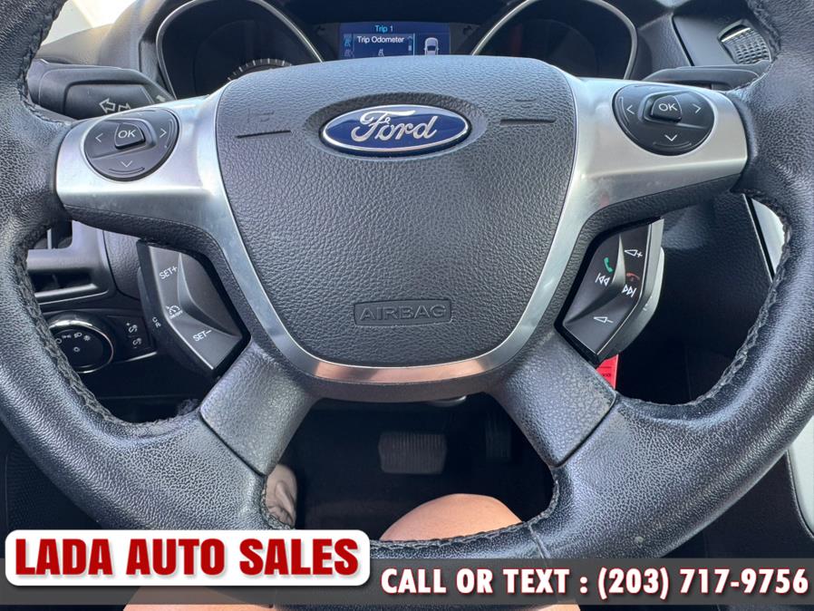 2013 Ford Focus 4dr Sdn SE, available for sale in Bridgeport, Connecticut | Lada Auto Sales. Bridgeport, Connecticut 2013 Ford Focus 4dr Sdn SE, available for sale in Bridgeport, Connecticut | Lada Auto Sales. Bridgeport, Connecticut