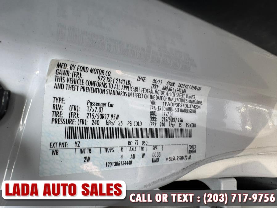 2013 Ford Focus 4dr Sdn SE, available for sale in Bridgeport, Connecticut | Lada Auto Sales. Bridgeport, Connecticut 2013 Ford Focus 4dr Sdn SE, available for sale in Bridgeport, Connecticut | Lada Auto Sales. Bridgeport, Connecticut