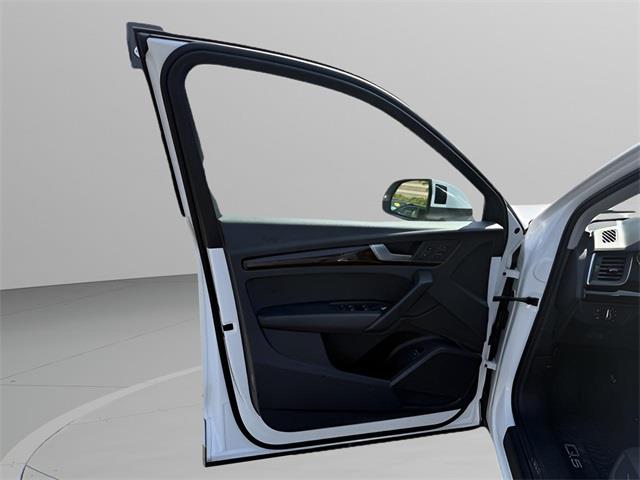 2019 Audi Q5 2.0T Premium, available for sale in Stratford, Connecticut | Wiz Leasing Inc. Stratford, Connecticut 2019 Audi Q5 2.0T Premium, available for sale in Stratford, Connecticut | Wiz Leasing Inc. Stratford, Connecticut