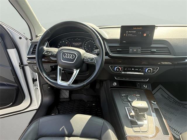 2019 Audi Q5 2.0T Premium, available for sale in Stratford, Connecticut | Wiz Leasing Inc. Stratford, Connecticut 2019 Audi Q5 2.0T Premium, available for sale in Stratford, Connecticut | Wiz Leasing Inc. Stratford, Connecticut