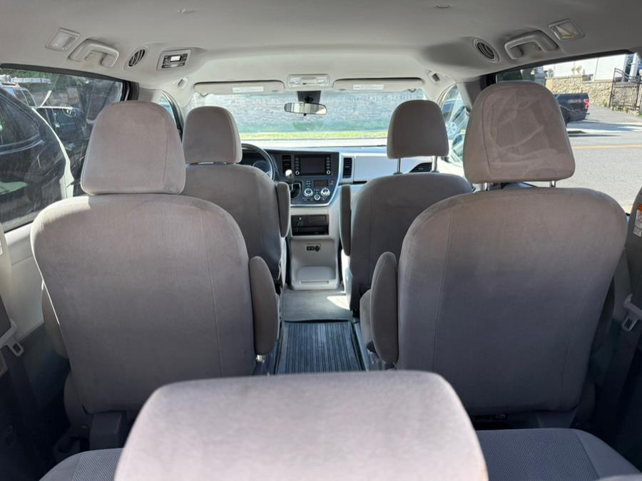 2019 Toyota Sienna L FWD 7-Passenger (Natl), available for sale in Port Chester, New York | JC Lopez Auto Sales Corp. Port Chester, New York 2019 Toyota Sienna L FWD 7-Passenger (Natl), available for sale in Port Chester, New York | JC Lopez Auto Sales Corp. Port Chester, New York