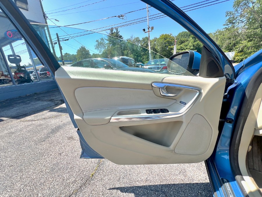 2014 Volvo S60 4dr Sdn T5 Premier FWD, available for sale in Manchester, New Hampshire | Second Street Auto Sales Inc. Manchester, New Hampshire 2014 Volvo S60 4dr Sdn T5 Premier FWD, available for sale in Manchester, New Hampshire | Second Street Auto Sales Inc. Manchester, New Hampshire