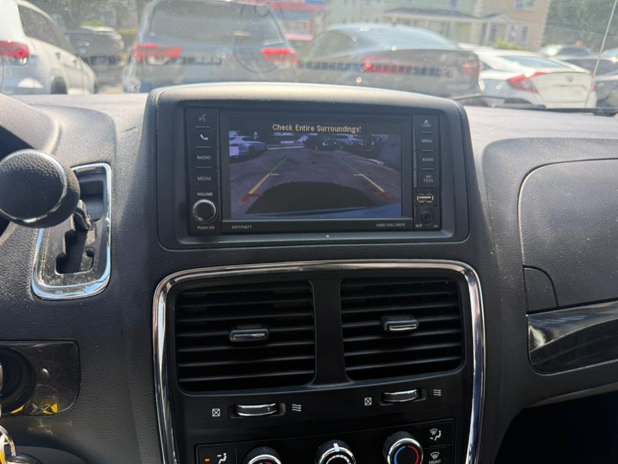 2018 Dodge Grand Caravan SE Wagon, available for sale in Bridgeport, Connecticut | CT Auto. Bridgeport, Connecticut 2018 Dodge Grand Caravan SE Wagon, available for sale in Bridgeport, Connecticut | CT Auto. Bridgeport, Connecticut