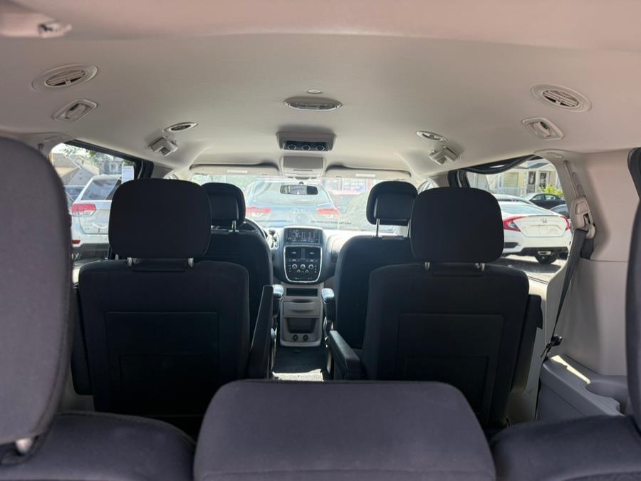 2018 Dodge Grand Caravan SE Wagon, available for sale in Bridgeport, Connecticut | CT Auto. Bridgeport, Connecticut 2018 Dodge Grand Caravan SE Wagon, available for sale in Bridgeport, Connecticut | CT Auto. Bridgeport, Connecticut