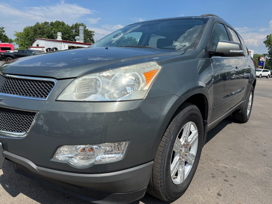 2011 Chevrolet Traverse AWD 4dr LT w/2LT, available for sale in Ortonville, Michigan | Marsh Auto Sales LLC. Ortonville, Michigan 2011 Chevrolet Traverse AWD 4dr LT w/2LT, available for sale in Ortonville, Michigan | Marsh Auto Sales LLC. Ortonville, Michigan