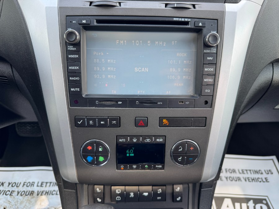 2011 Chevrolet Traverse AWD 4dr LT w/2LT, available for sale in Ortonville, Michigan | Marsh Auto Sales LLC. Ortonville, Michigan 2011 Chevrolet Traverse AWD 4dr LT w/2LT, available for sale in Ortonville, Michigan | Marsh Auto Sales LLC. Ortonville, Michigan