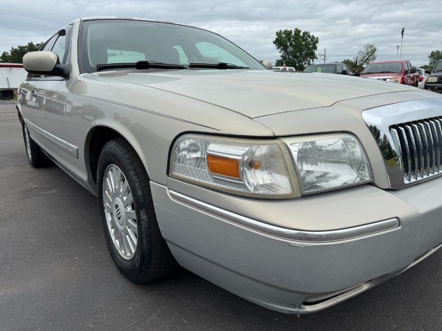 2007 Mercury Grand Marquis 4dr Sdn LS, available for sale in Ortonville, Michigan | Marsh Auto Sales LLC. Ortonville, Michigan 2007 Mercury Grand Marquis 4dr Sdn LS, available for sale in Ortonville, Michigan | Marsh Auto Sales LLC. Ortonville, Michigan