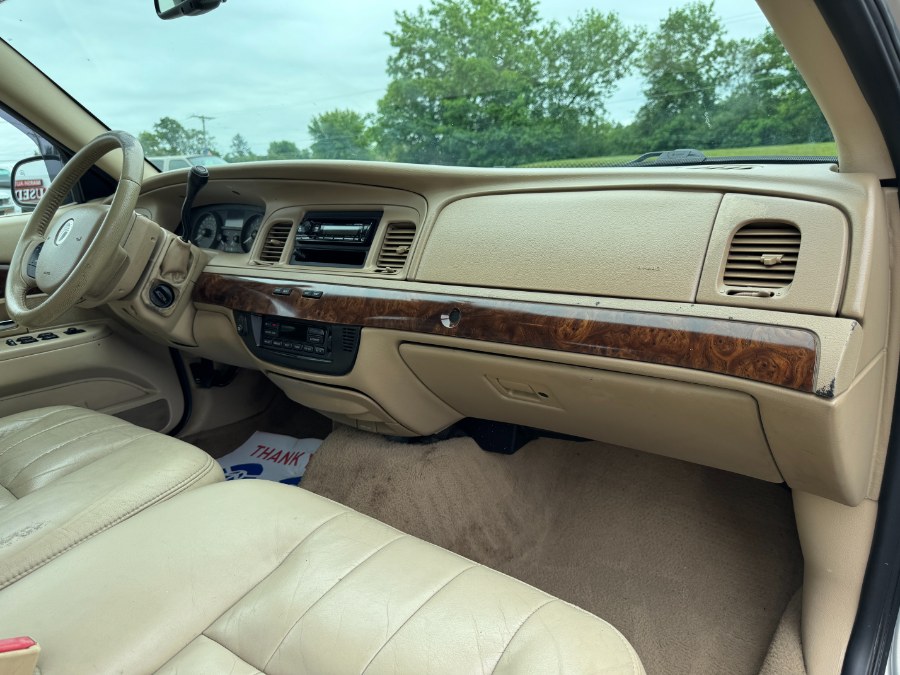 2007 Mercury Grand Marquis 4dr Sdn LS, available for sale in Ortonville, Michigan | Marsh Auto Sales LLC. Ortonville, Michigan 2007 Mercury Grand Marquis 4dr Sdn LS, available for sale in Ortonville, Michigan | Marsh Auto Sales LLC. Ortonville, Michigan