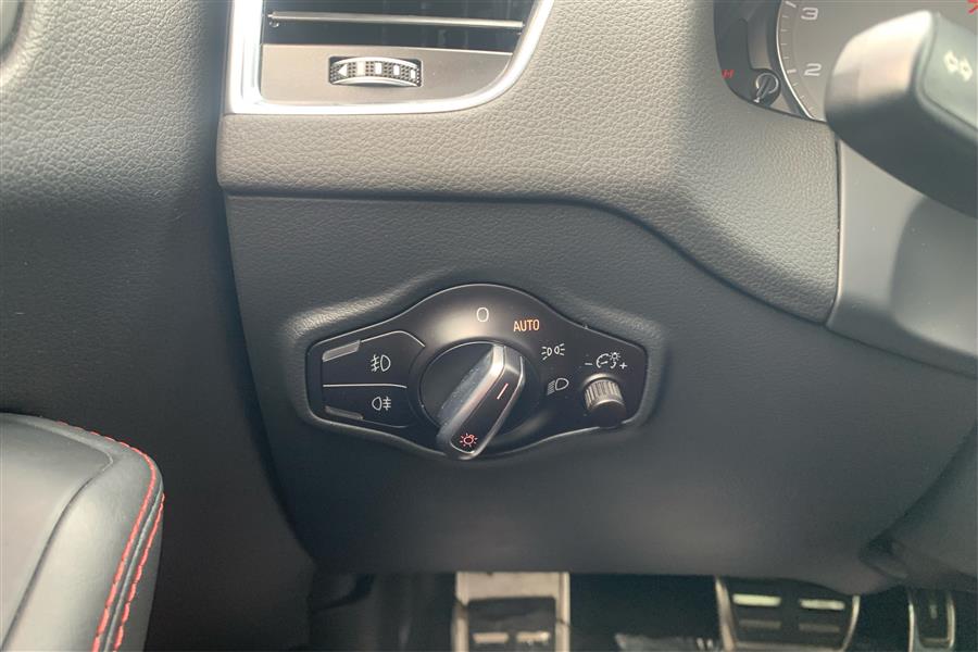 2016 Audi SQ5 quattro 4dr 3.0T Premium Plus, available for sale in Lindenhurst, New York | Power Motor Group. Lindenhurst, New York 2016 Audi SQ5 quattro 4dr 3.0T Premium Plus, available for sale in Lindenhurst, New York | Power Motor Group. Lindenhurst, New York