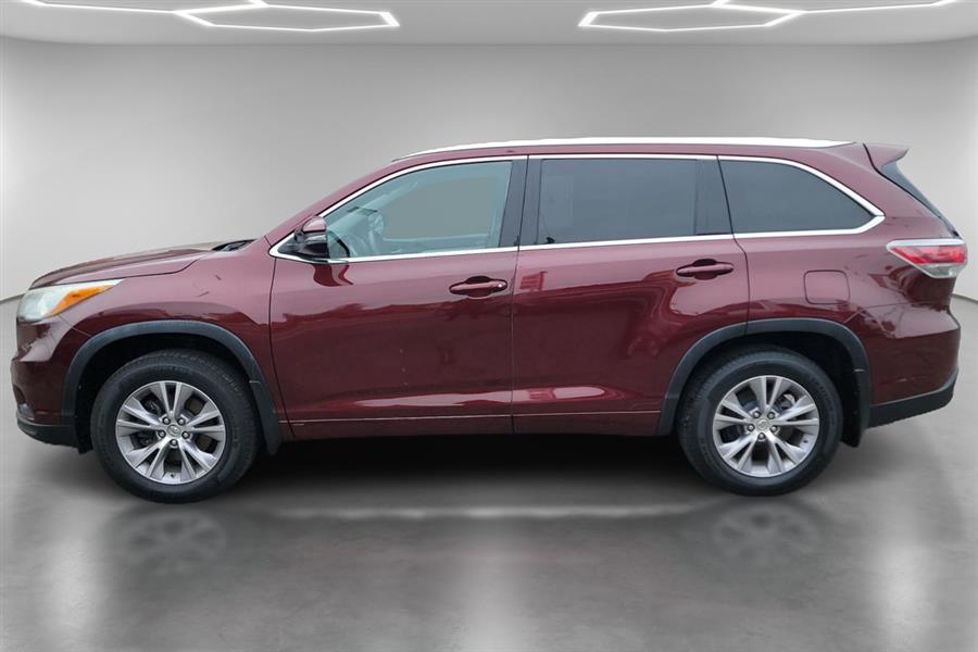 2015 Toyota Highlander AWD 4dr V6 XLE (Natl), available for sale in Lindenhurst, New York | Power Motor Group. Lindenhurst, New York 2015 Toyota Highlander AWD 4dr V6 XLE (Natl), available for sale in Lindenhurst, New York | Power Motor Group. Lindenhurst, New York