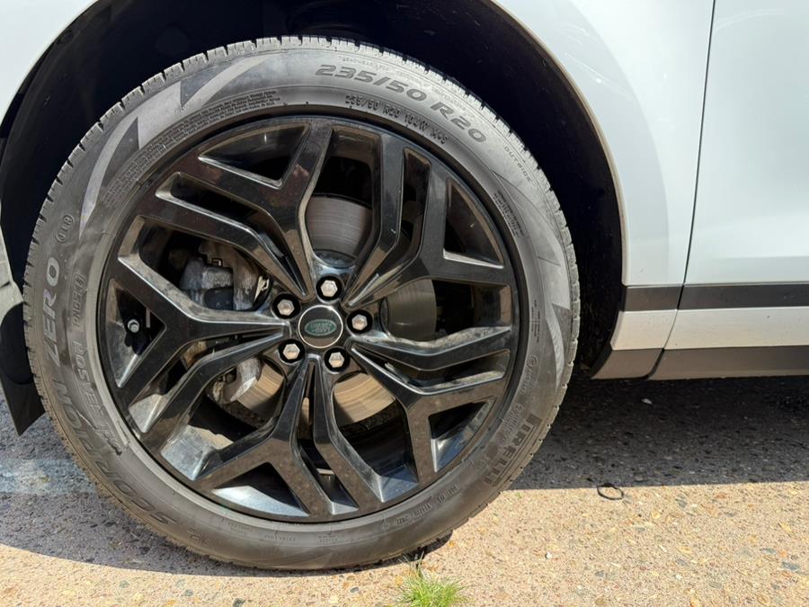 2020 Land Rover Range Rover Evoque P250 SE, available for sale in Manchester, Connecticut | Carsonmain LLC. Manchester, Connecticut 2020 Land Rover Range Rover Evoque P250 SE, available for sale in Manchester, Connecticut | Carsonmain LLC. Manchester, Connecticut