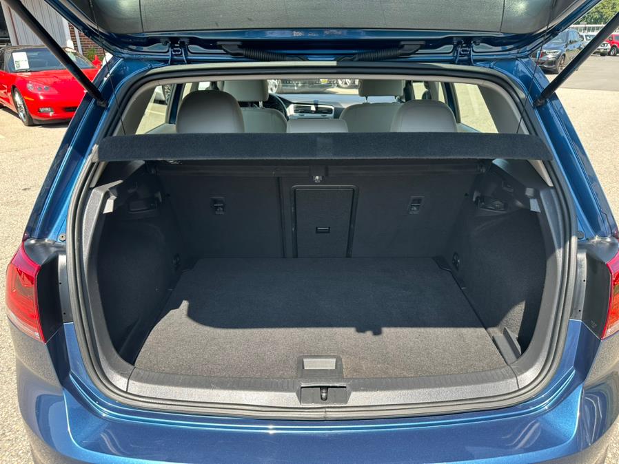 2017 Volkswagen Golf 1.8T 4-Door Wolfsburg Edition Manual, available for sale in South Windsor, Connecticut | Mike And Tony Auto Sales, Inc. South Windsor, Connecticut 2017 Volkswagen Golf 1.8T 4-Door Wolfsburg Edition Manual, available for sale in South Windsor, Connecticut | Mike And Tony Auto Sales, Inc. South Windsor, Connecticut