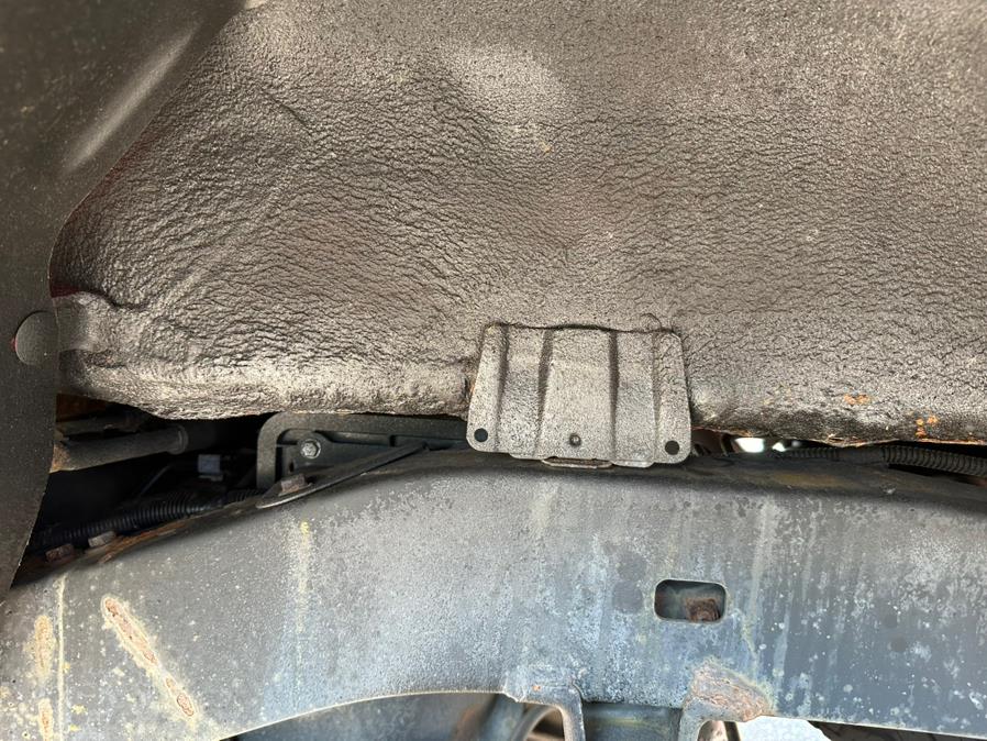 2003 Toyota Tacoma DoubleCab V6 Auto 4WD, available for sale in South Windsor, Connecticut | Mike And Tony Auto Sales, Inc. South Windsor, Connecticut 2003 Toyota Tacoma DoubleCab V6 Auto 4WD, available for sale in South Windsor, Connecticut | Mike And Tony Auto Sales, Inc. South Windsor, Connecticut