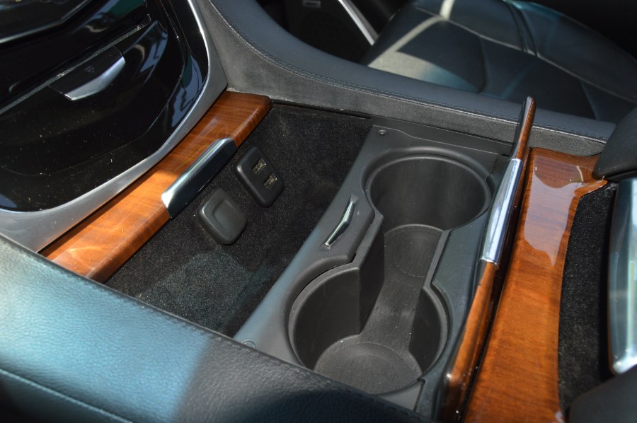2019 Cadillac Escalade ESV 4WD 4dr Premium Luxury, available for sale in Moreno Valley, California | Fusion Motors Inc. Moreno Valley, California 2019 Cadillac Escalade ESV 4WD 4dr Premium Luxury, available for sale in Moreno Valley, California | Fusion Motors Inc. Moreno Valley, California