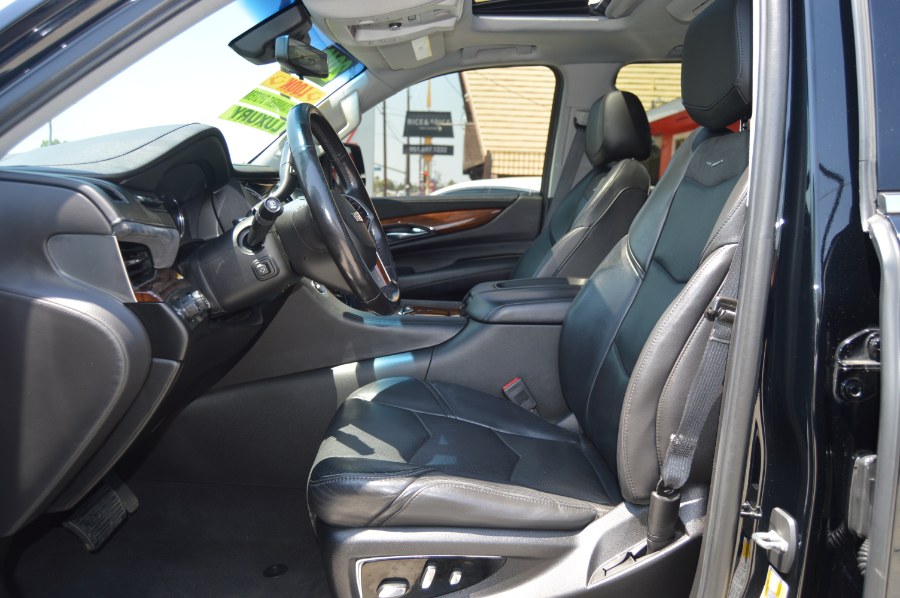 2019 Cadillac Escalade ESV 4WD 4dr Premium Luxury, available for sale in Moreno Valley, California | Fusion Motors Inc. Moreno Valley, California 2019 Cadillac Escalade ESV 4WD 4dr Premium Luxury, available for sale in Moreno Valley, California | Fusion Motors Inc. Moreno Valley, California