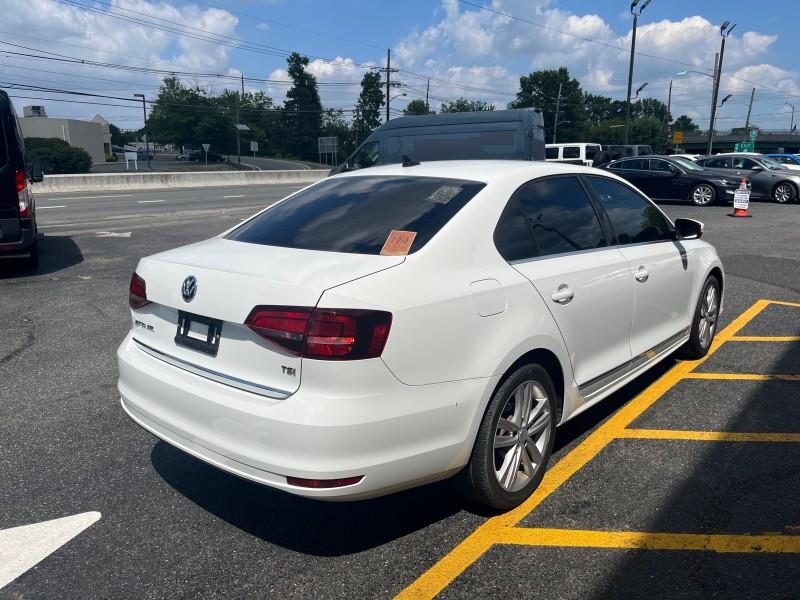 2017 Volkswagen Jetta 1.8T SEL, available for sale in Maple Shade, New Jersey | Car Revolution. Maple Shade, New Jersey 2017 Volkswagen Jetta 1.8T SEL, available for sale in Maple Shade, New Jersey | Car Revolution. Maple Shade, New Jersey
