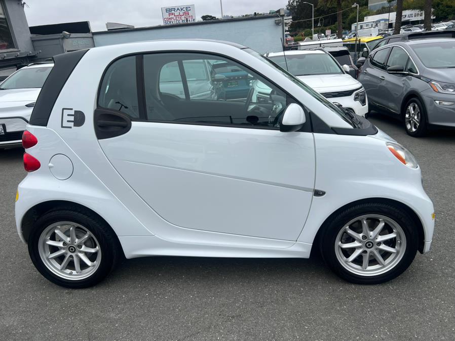 2016 smart fortwo electric drive Passion Coupe, available for sale in Daly City, California | Green Light Auto Wholesale. Daly City, California 2016 smart fortwo electric drive Passion Coupe, available for sale in Daly City, California | Green Light Auto Wholesale. Daly City, California