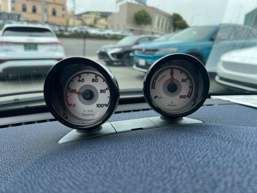 2016 smart fortwo electric drive Passion Coupe, available for sale in Daly City, California | Green Light Auto Wholesale. Daly City, California 2016 smart fortwo electric drive Passion Coupe, available for sale in Daly City, California | Green Light Auto Wholesale. Daly City, California