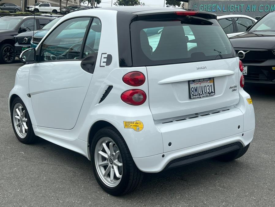 2016 smart fortwo electric drive Passion Coupe, available for sale in Daly City, California | Green Light Auto Wholesale. Daly City, California 2016 smart fortwo electric drive Passion Coupe, available for sale in Daly City, California | Green Light Auto Wholesale. Daly City, California