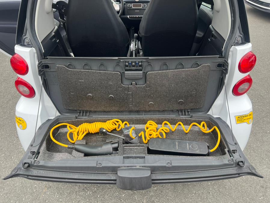 2016 smart fortwo electric drive Passion Coupe, available for sale in Daly City, California | Green Light Auto Wholesale. Daly City, California 2016 smart fortwo electric drive Passion Coupe, available for sale in Daly City, California | Green Light Auto Wholesale. Daly City, California