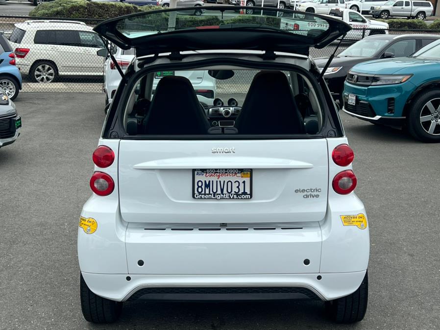 2016 smart fortwo electric drive Passion Coupe, available for sale in Daly City, California | Green Light Auto Wholesale. Daly City, California 2016 smart fortwo electric drive Passion Coupe, available for sale in Daly City, California | Green Light Auto Wholesale. Daly City, California