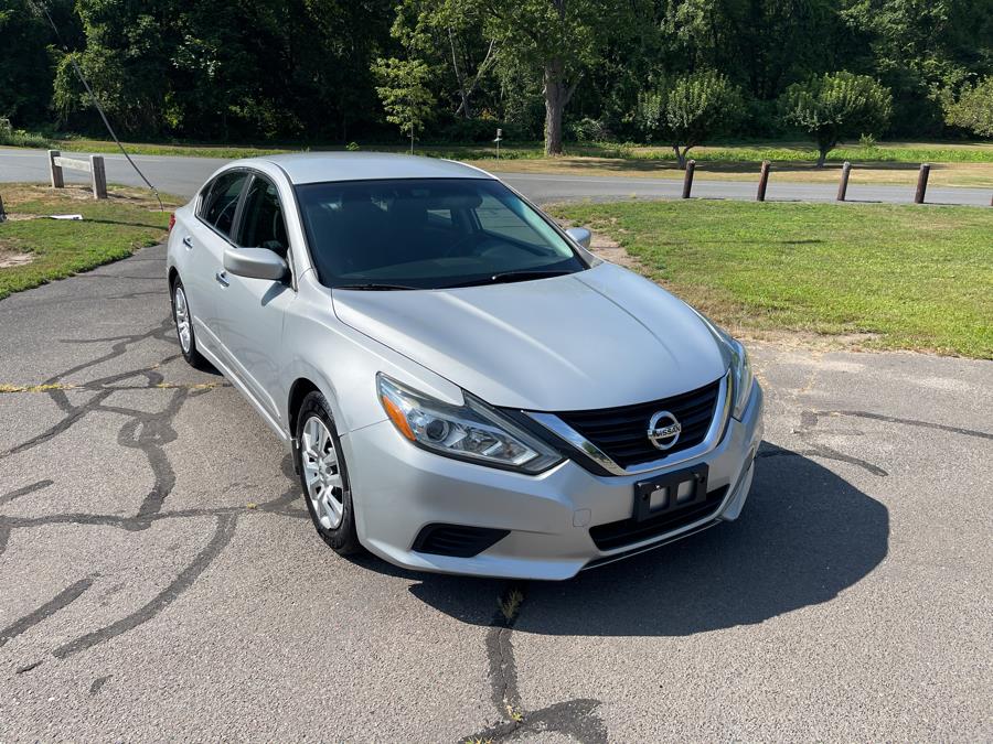 Used 2016 Nissan Altima in Plainville, Connecticut | Choice Group LLC Choice Motor Car. Plainville, Connecticut