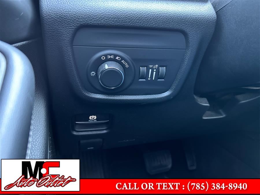 2021 Jeep Grand Cherokee L Altitude 4x4, available for sale in Colby, Kansas | M C Auto Outlet Inc. Colby, Kansas 2021 Jeep Grand Cherokee L Altitude 4x4, available for sale in Colby, Kansas | M C Auto Outlet Inc. Colby, Kansas