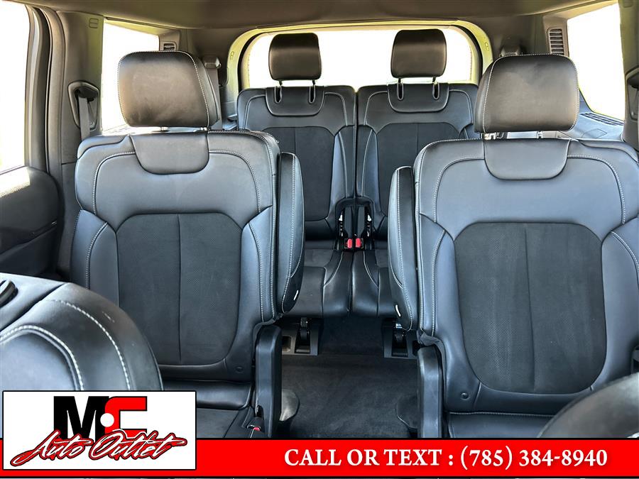 2021 Jeep Grand Cherokee L Altitude 4x4, available for sale in Colby, Kansas | M C Auto Outlet Inc. Colby, Kansas 2021 Jeep Grand Cherokee L Altitude 4x4, available for sale in Colby, Kansas | M C Auto Outlet Inc. Colby, Kansas