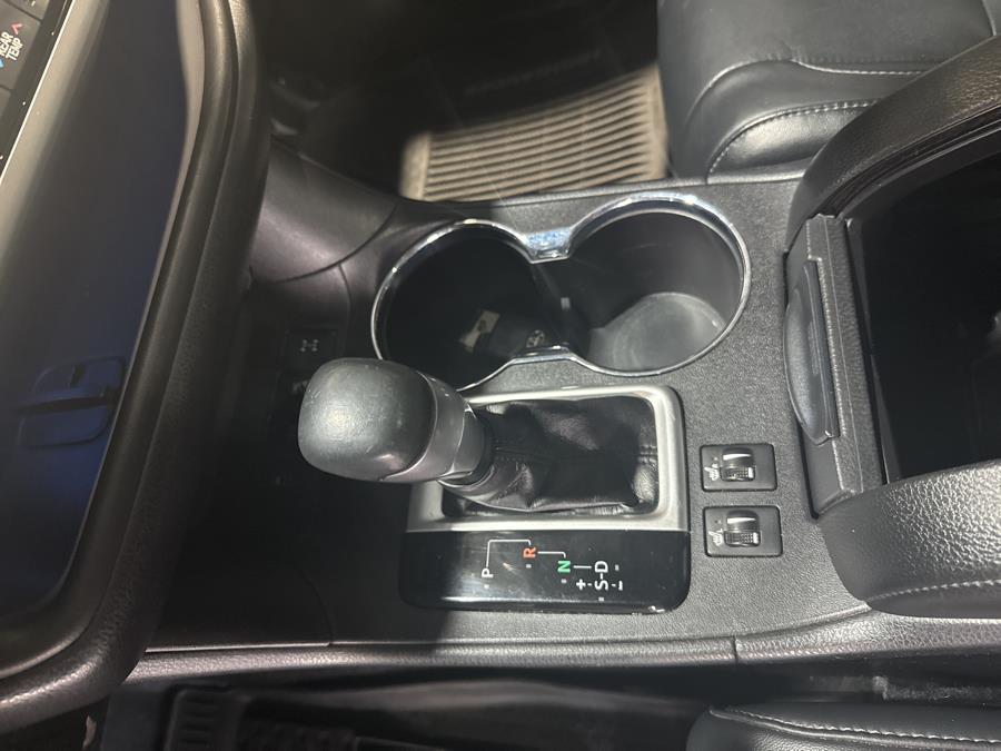 2018 Toyota Highlander SE V6 AWD (Natl), available for sale in Pittsfield, Maine | Maine Central Motors. Pittsfield, Maine 2018 Toyota Highlander SE V6 AWD (Natl), available for sale in Pittsfield, Maine | Maine Central Motors. Pittsfield, Maine