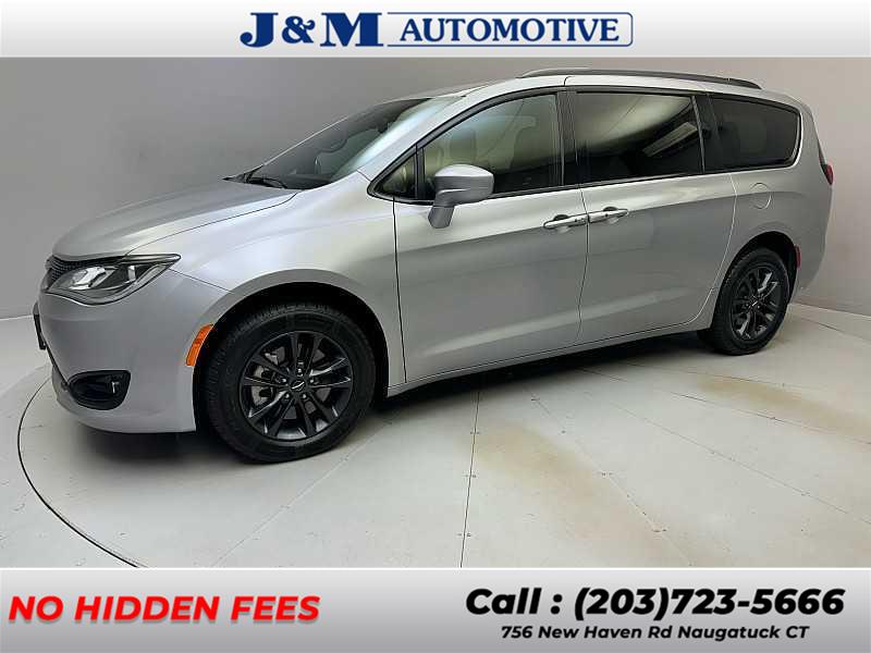 2020 Chrysler Pacifica Launch Edition, available for sale in Naugatuck, Connecticut | J&M Automotive Sls&Svc LLC. Naugatuck, Connecticut 2020 Chrysler Pacifica Launch Edition, available for sale in Naugatuck, Connecticut | J&M Automotive Sls&Svc LLC. Naugatuck, Connecticut